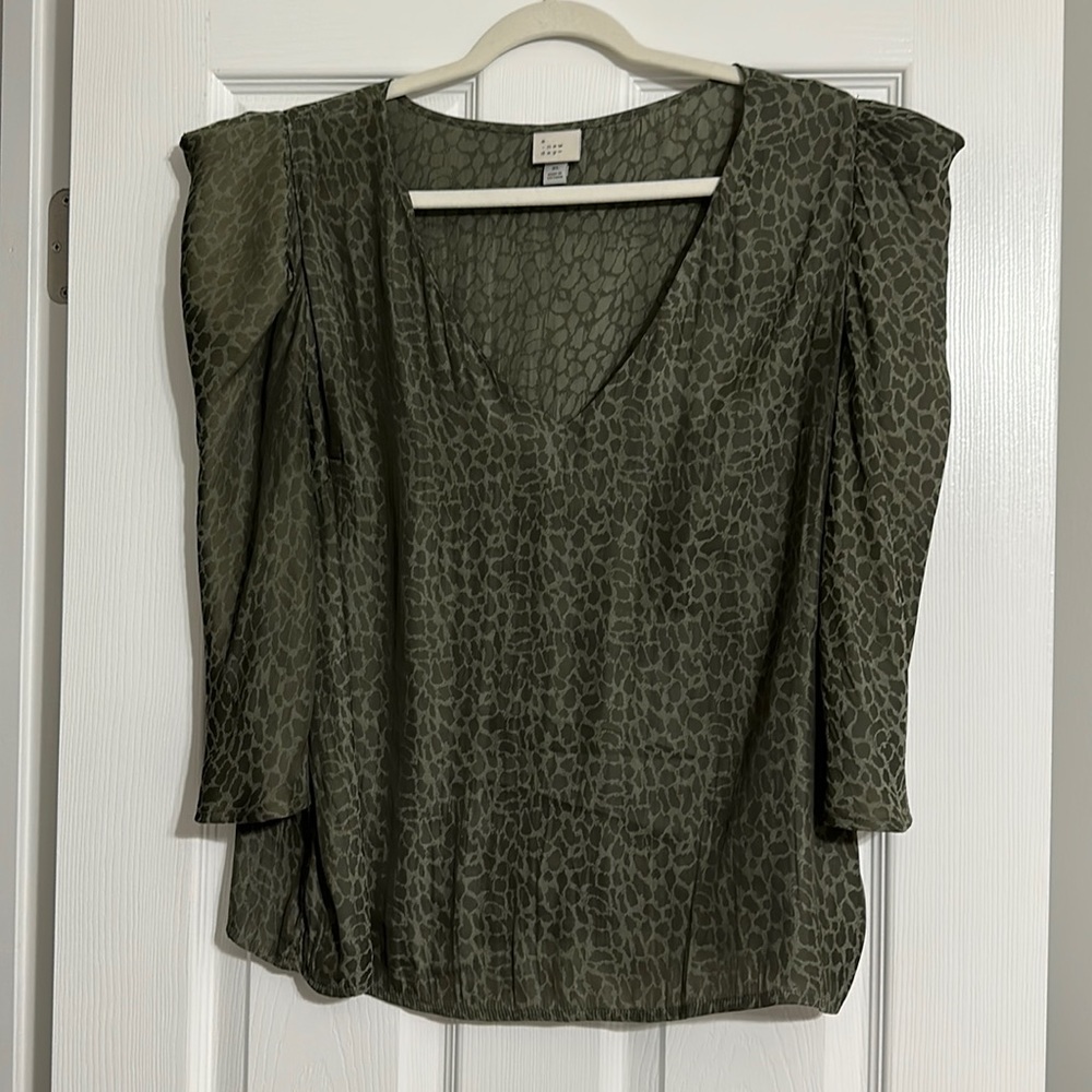 A New Day Green 3/4 sleeve V-neck